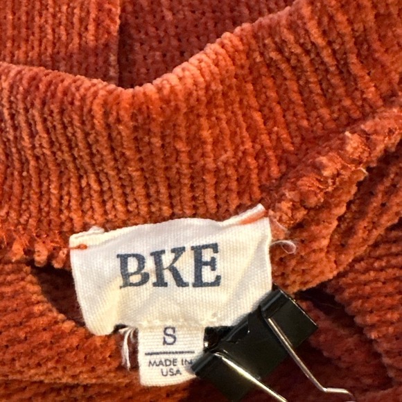BKE Women's Chenelle Long Sleeve Cropped Pullover Sweater‎ Burnt Orange Small - Picture 7 of 11